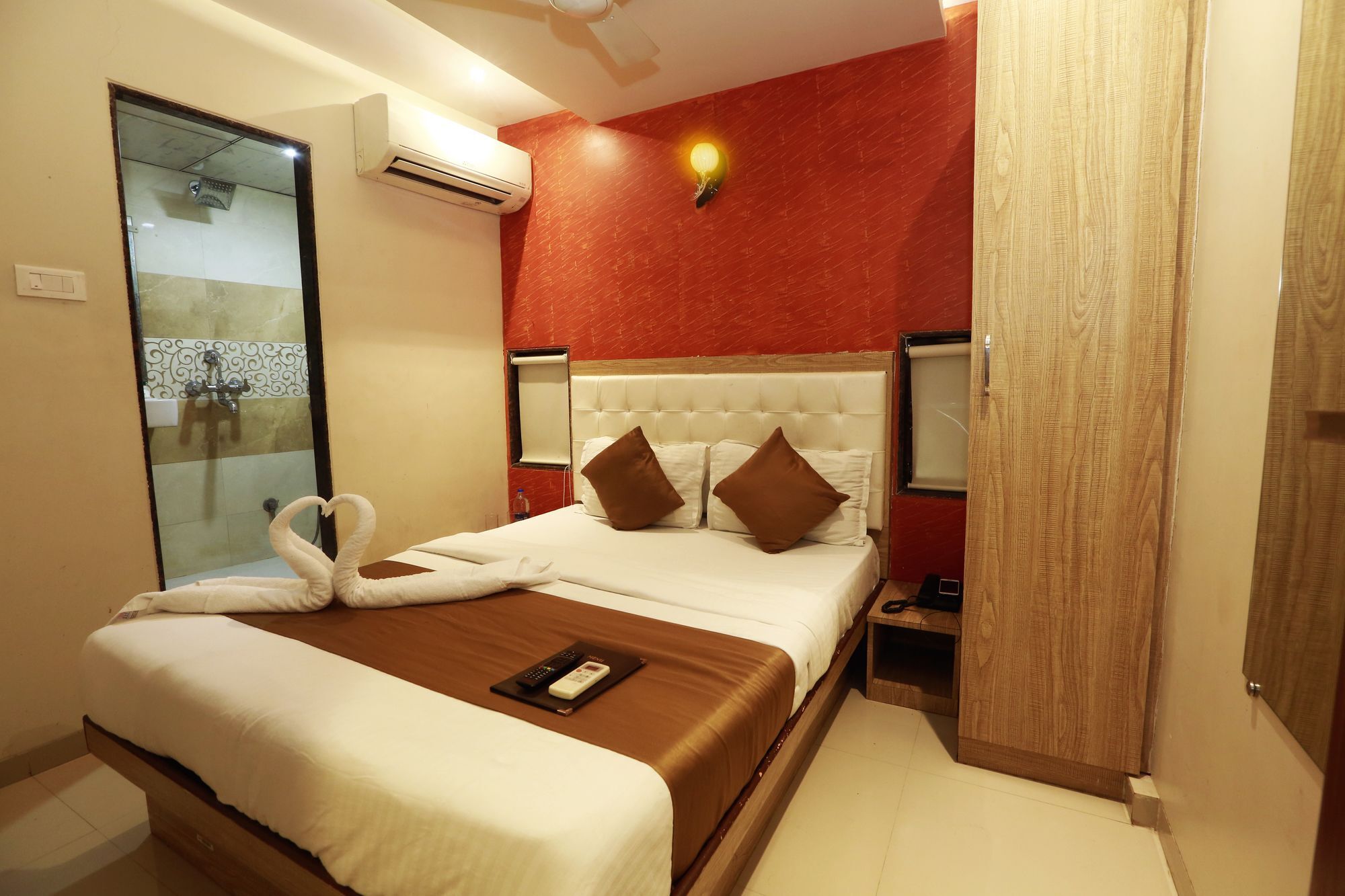 Hotel Grace Inn Mumbai Kültér fotó